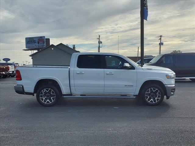 Photo of 2025 Bright White Clearcoat RAM 1500