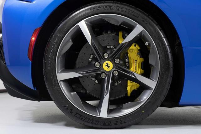 Photo of 2024 Blu Corsa Ferrari SF90 Spider