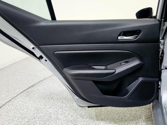Photo of 2022 Brilliant Silver Metallic Nissan Altima