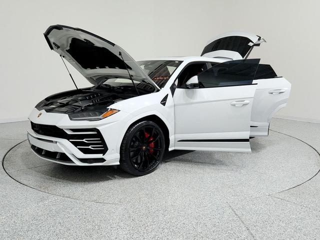 Photo of 2020 WHITE Lamborghini Urus