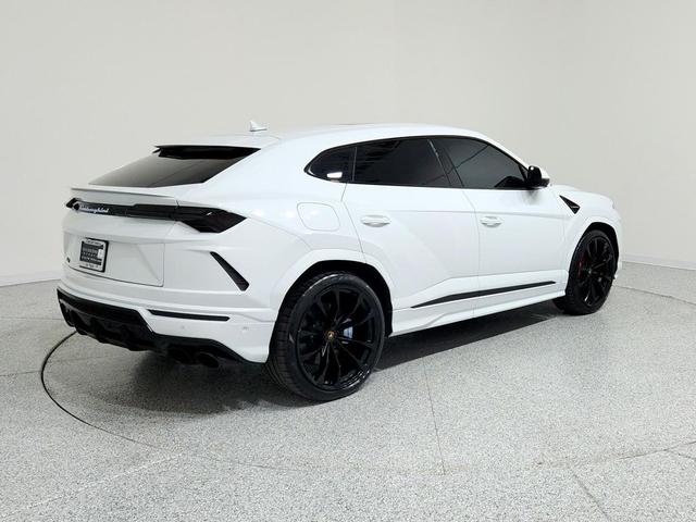 Photo of 2020 WHITE Lamborghini Urus