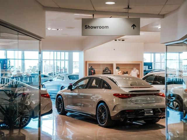Photo of 2020 WHITE Lamborghini Urus