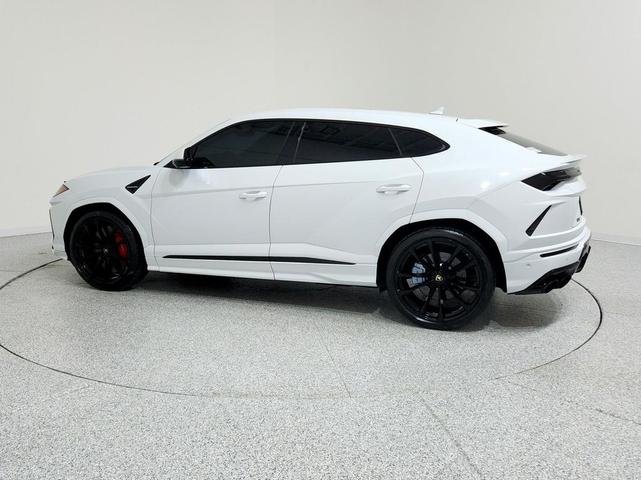 Photo of 2020 WHITE Lamborghini Urus