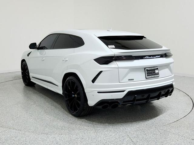 Photo of 2020 WHITE Lamborghini Urus