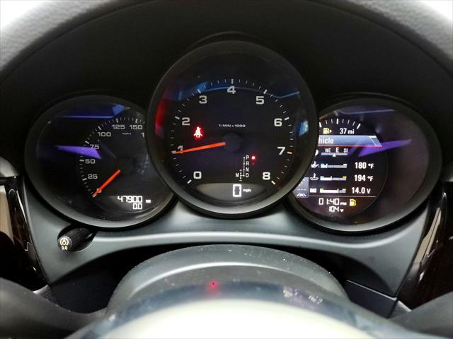 Photo of 2019 Black Porsche Macan