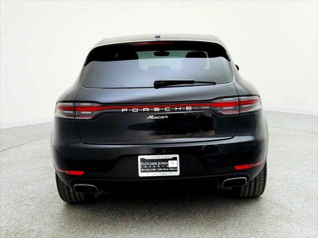 Photo of 2019 Black Porsche Macan