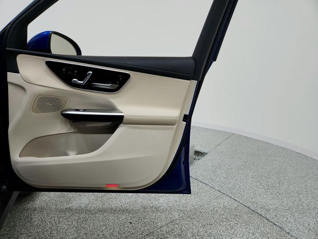 Photo of 2025 Starling Blue Metallic Mercedes-Benz GLC 350e