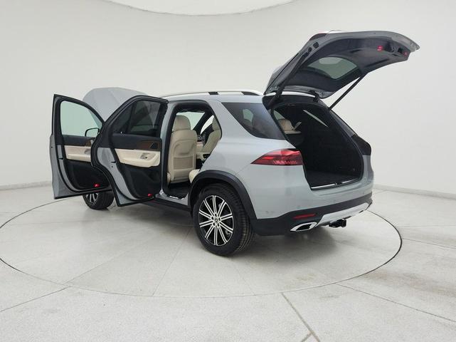 Photo of 2024 MANUFAKTUR Alpine Grey Mercedes-Benz GLE 350