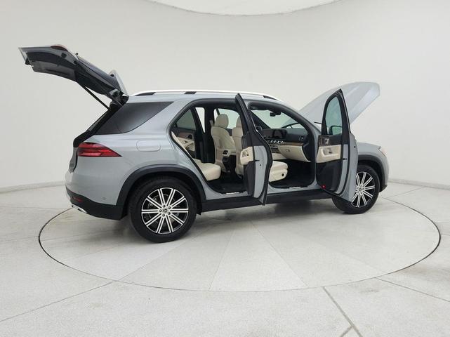 Photo of 2024 MANUFAKTUR Alpine Grey Mercedes-Benz GLE 350