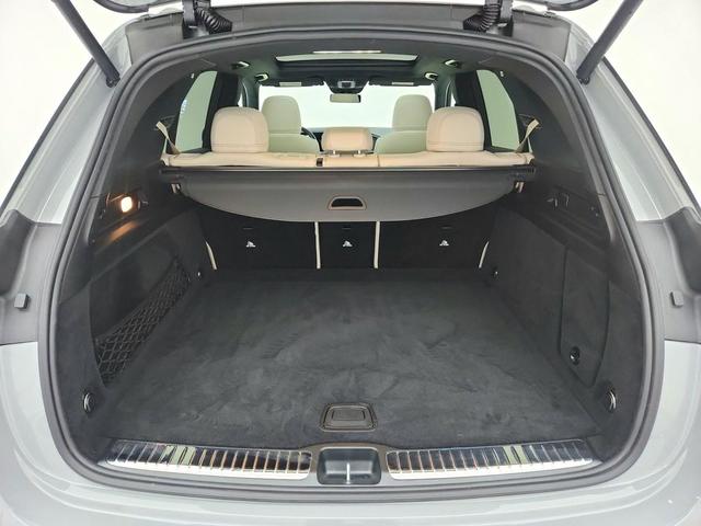 Photo of 2024 MANUFAKTUR Alpine Grey Mercedes-Benz GLE 350