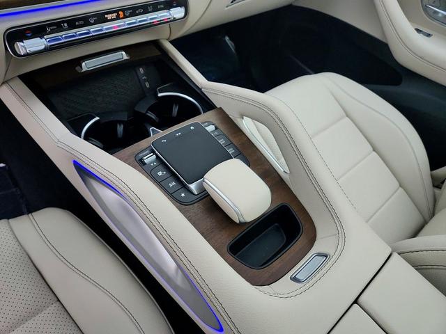 Photo of 2024 MANUFAKTUR Alpine Grey Mercedes-Benz GLE 350