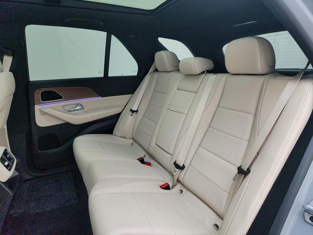 Photo of 2024 MANUFAKTUR Alpine Grey Mercedes-Benz GLE 350