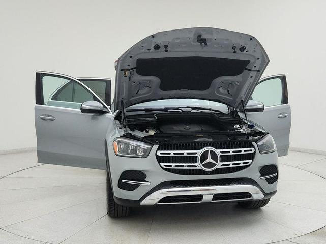 Photo of 2024 MANUFAKTUR Alpine Grey Mercedes-Benz GLE 350