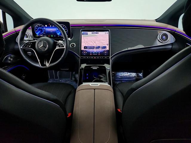 Photo of 2023 Graphite Grey Metallic Mercedes-Benz EQS 450