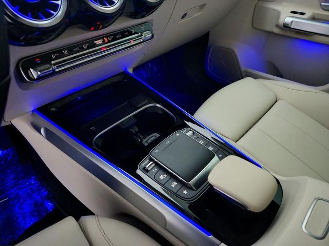 Photo of 2023 Night Black Mercedes-Benz EQB 250