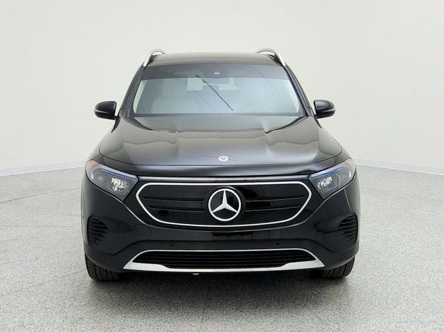 Photo of 2023 Night Black Mercedes-Benz EQB 250