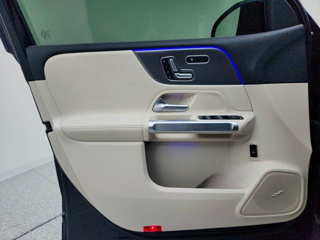 Photo of 2023 Night Black Mercedes-Benz EQB 250