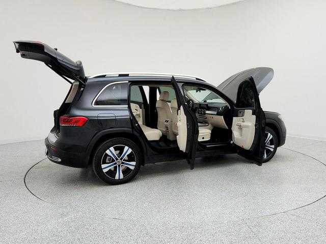 Photo of 2023 Night Black Mercedes-Benz EQB 250