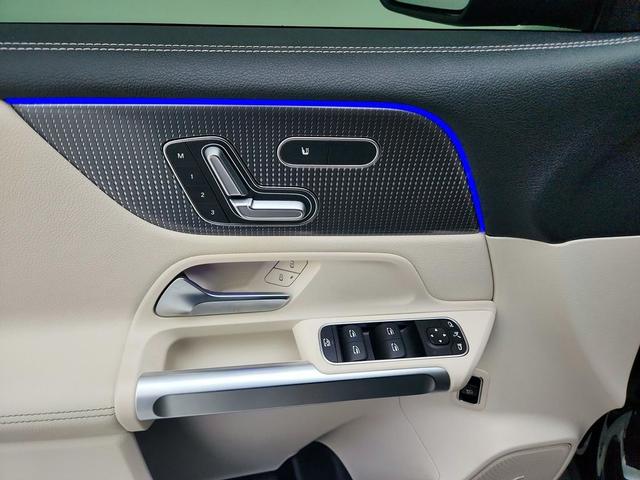 Photo of 2023 Night Black Mercedes-Benz EQB 250