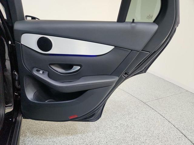 Photo of 2022 Black Mercedes-Benz GLC 300
