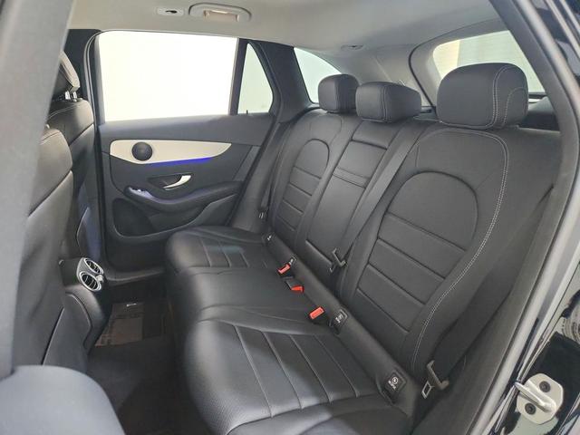 Photo of 2022 Black Mercedes-Benz GLC 300