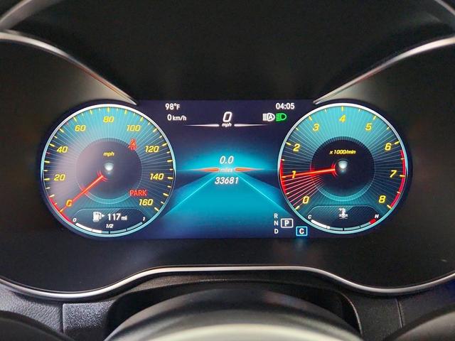 Photo of 2022 Black Mercedes-Benz GLC 300
