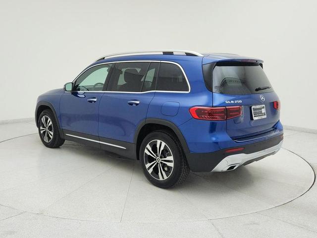 Photo of 2025 Starling Blue Metallic Mercedes-Benz GLB 250