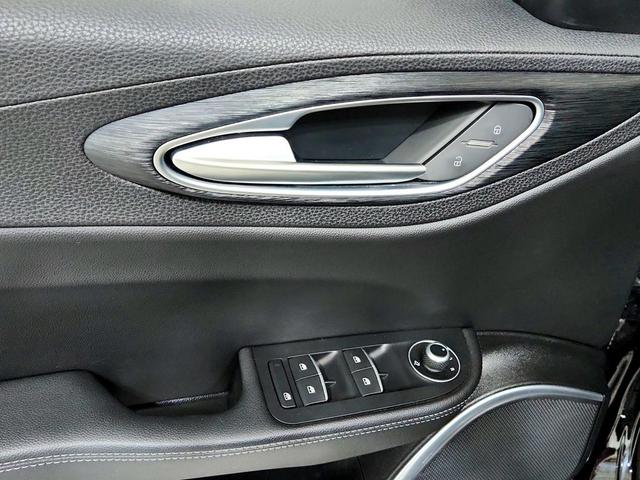 Photo of 2019 Alfa Black Alfa Romeo Giulia