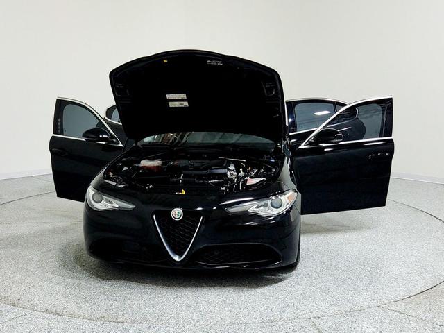 Photo of 2019 Alfa Black Alfa Romeo Giulia