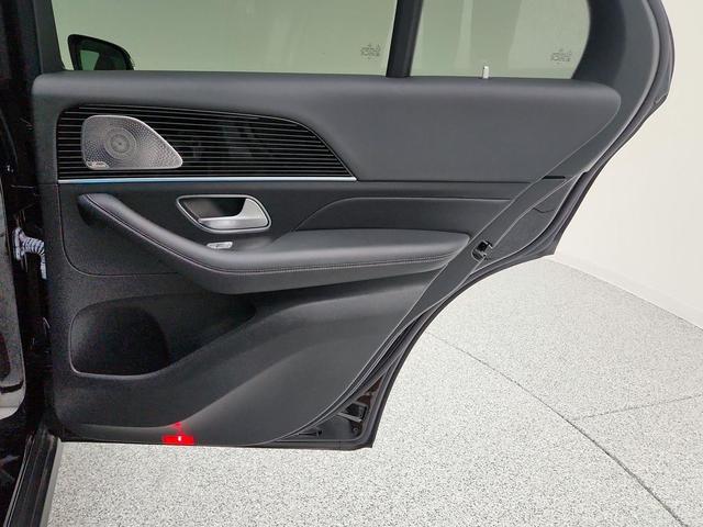 Photo of 2024 Obsidian Black Metallic Mercedes-Benz GLE 450