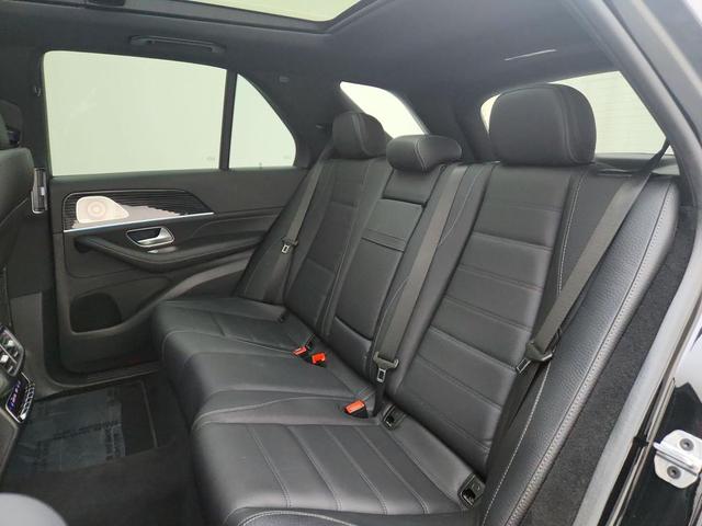 Photo of 2024 Obsidian Black Metallic Mercedes-Benz GLE 450
