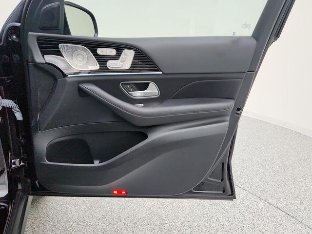 Photo of 2024 Obsidian Black Metallic Mercedes-Benz GLE 450