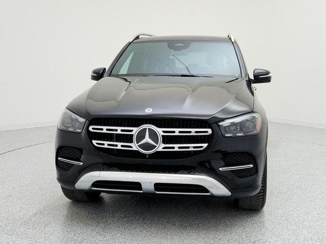 Photo of 2024 Obsidian Black Metallic Mercedes-Benz GLE 450