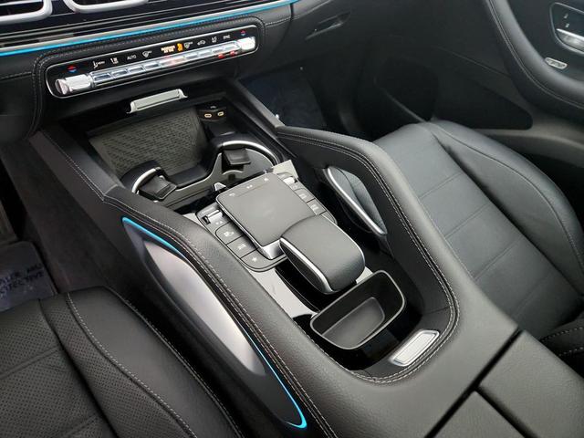Photo of 2024 Obsidian Black Metallic Mercedes-Benz GLE 450