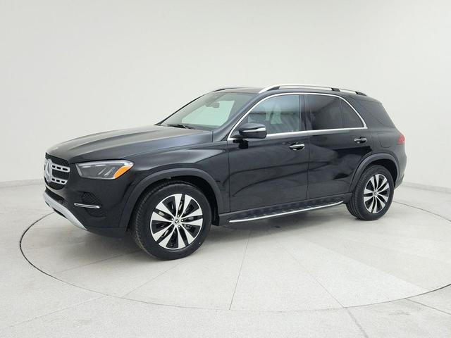 Photo of 2025 Black Mercedes-Benz GLE 450e
