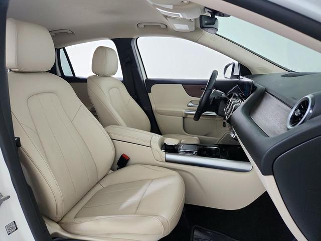 Photo of 2022 Polar White Mercedes-Benz GLA 250