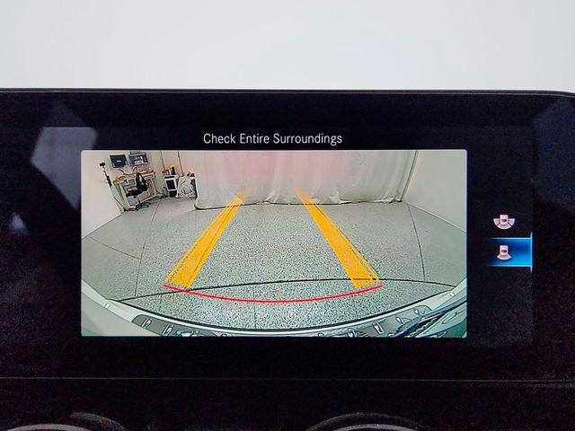 Photo of 2022 Polar White Mercedes-Benz GLA 250