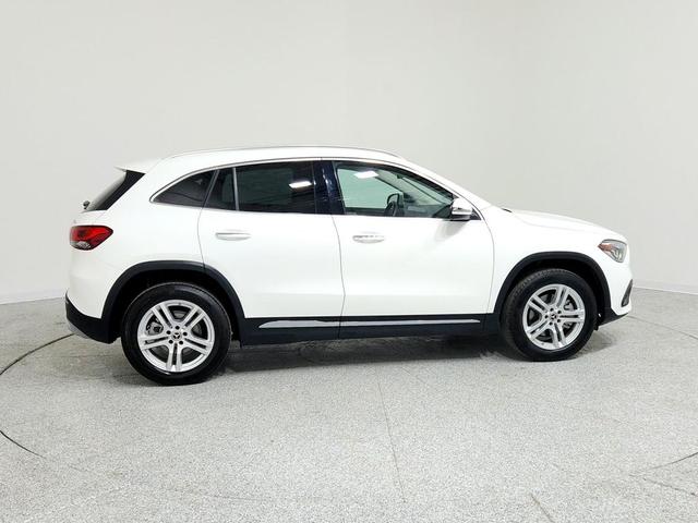 Photo of 2022 Polar White Mercedes-Benz GLA 250