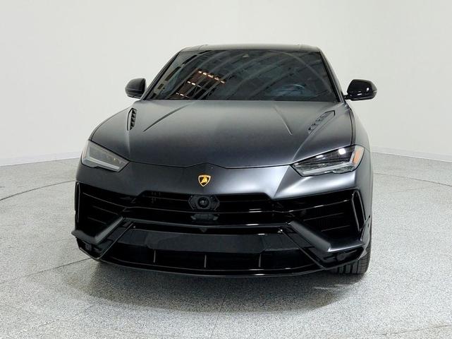 Photo of 2023 MATTE BLACK Lamborghini Urus