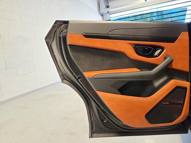 Photo of 2023 MATTE BLACK Lamborghini Urus