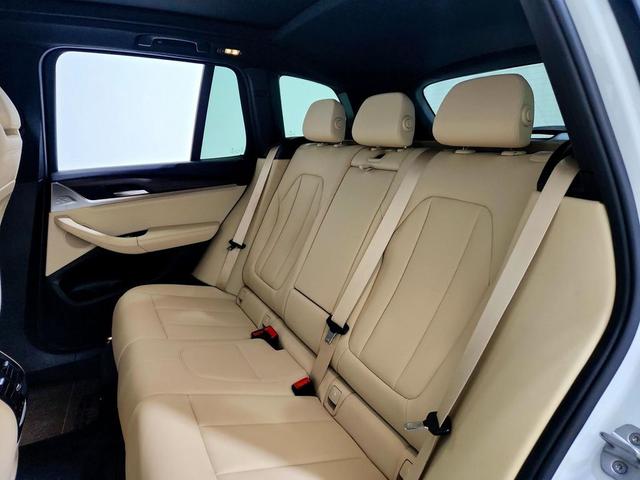 Photo of 2021 Alpine White BMW X3