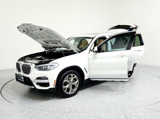 Photo of 2021 Alpine White BMW X3
