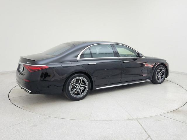 Photo of 2025 Obsidian Black Metallic Mercedes-Benz S-Class