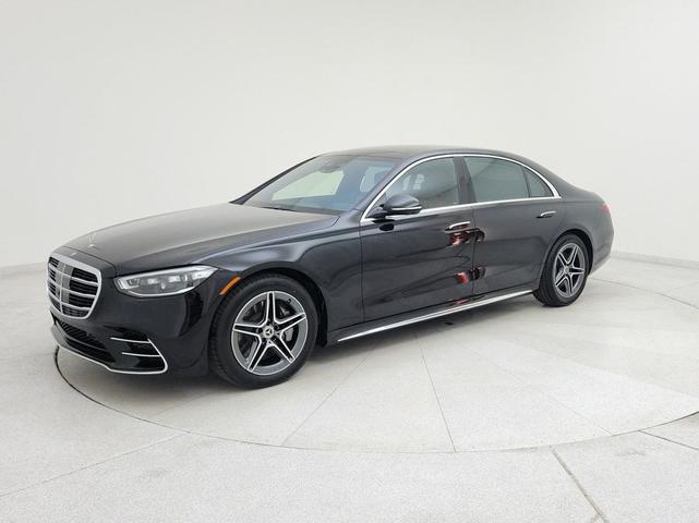 Photo of 2025 Obsidian Black Metallic Mercedes-Benz S-Class