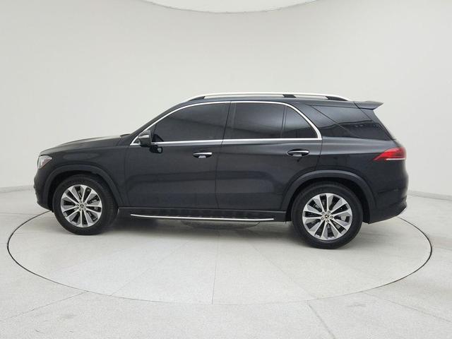Photo of 2023 Black Mercedes-Benz GLE 350