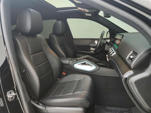 Photo of 2023 Black Mercedes-Benz GLE 350