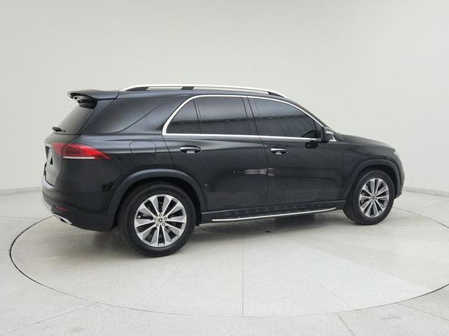 Photo of 2023 Black Mercedes-Benz GLE 350