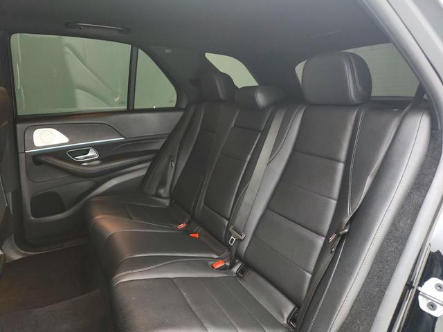 Photo of 2023 Black Mercedes-Benz GLE 350