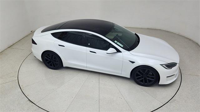 Photo of 2022 Pearl White Multi-Coat Tesla Model S