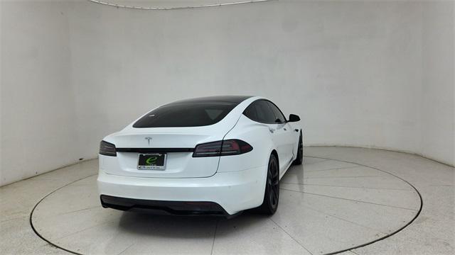 Photo of 2022 Pearl White Multi-Coat Tesla Model S